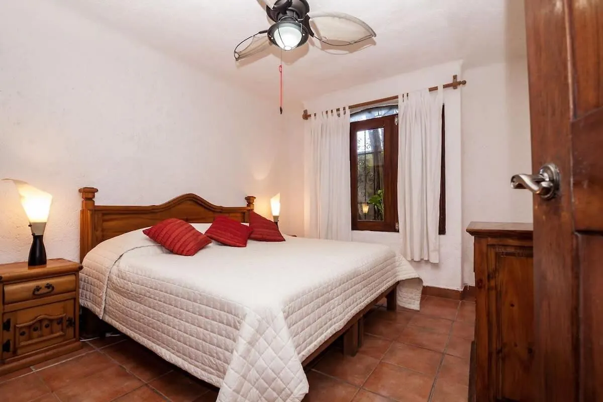 Charming, Gated With Pool, Fast Wifi And Silent Apartment Playa del Carmen 0*,  Mexico