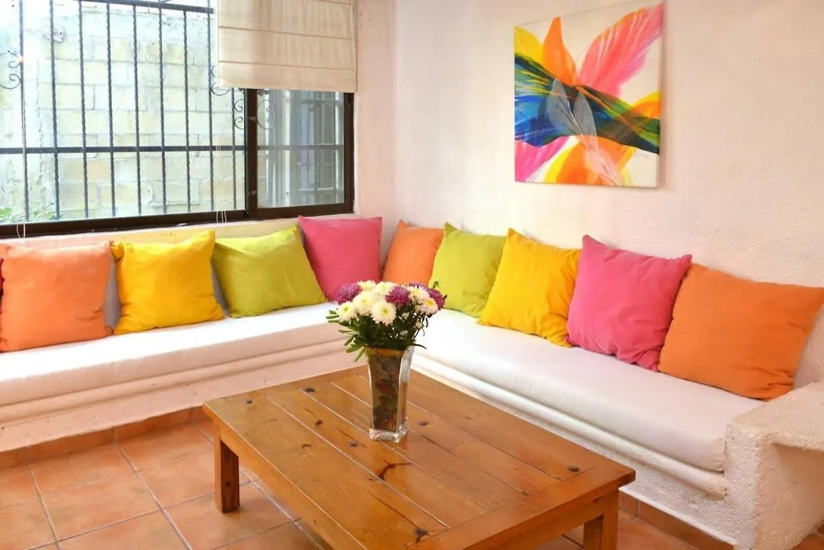 Charming, Gated With Pool, Fast Wifi And Silent Apartment Playa del Carmen