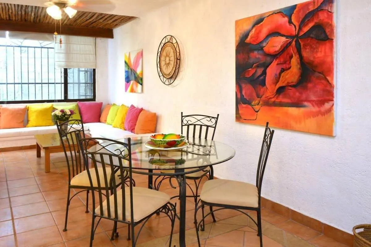 Charming, Gated With Pool, Fast Wifi And Silent Apartment Playa del Carmen